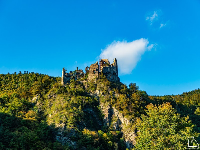 Starý hrad (Starhrad)